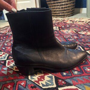 Modern Vice Santa Monica black booties 40.5